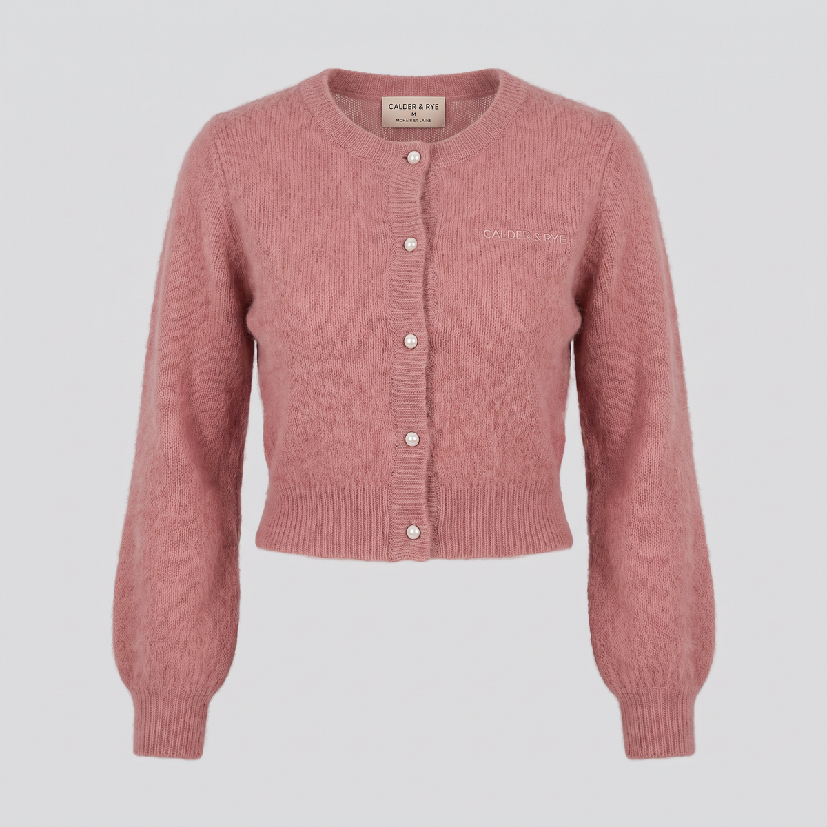 Cardigan court en mohair, vieux rose, vue de face — CALDER & RYE