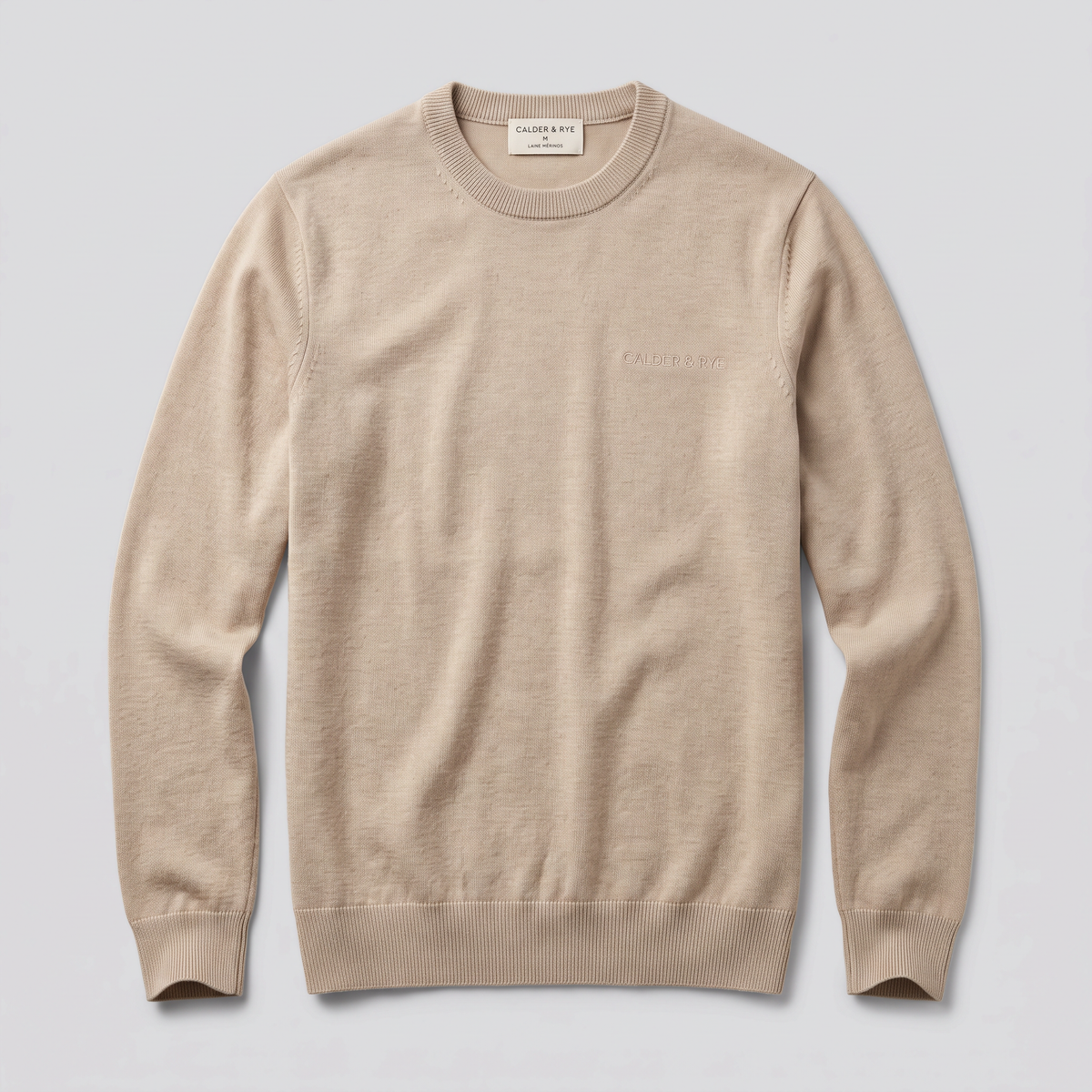 Pull col rond en mérinos, avoine, vue de face — CALDER & RYE