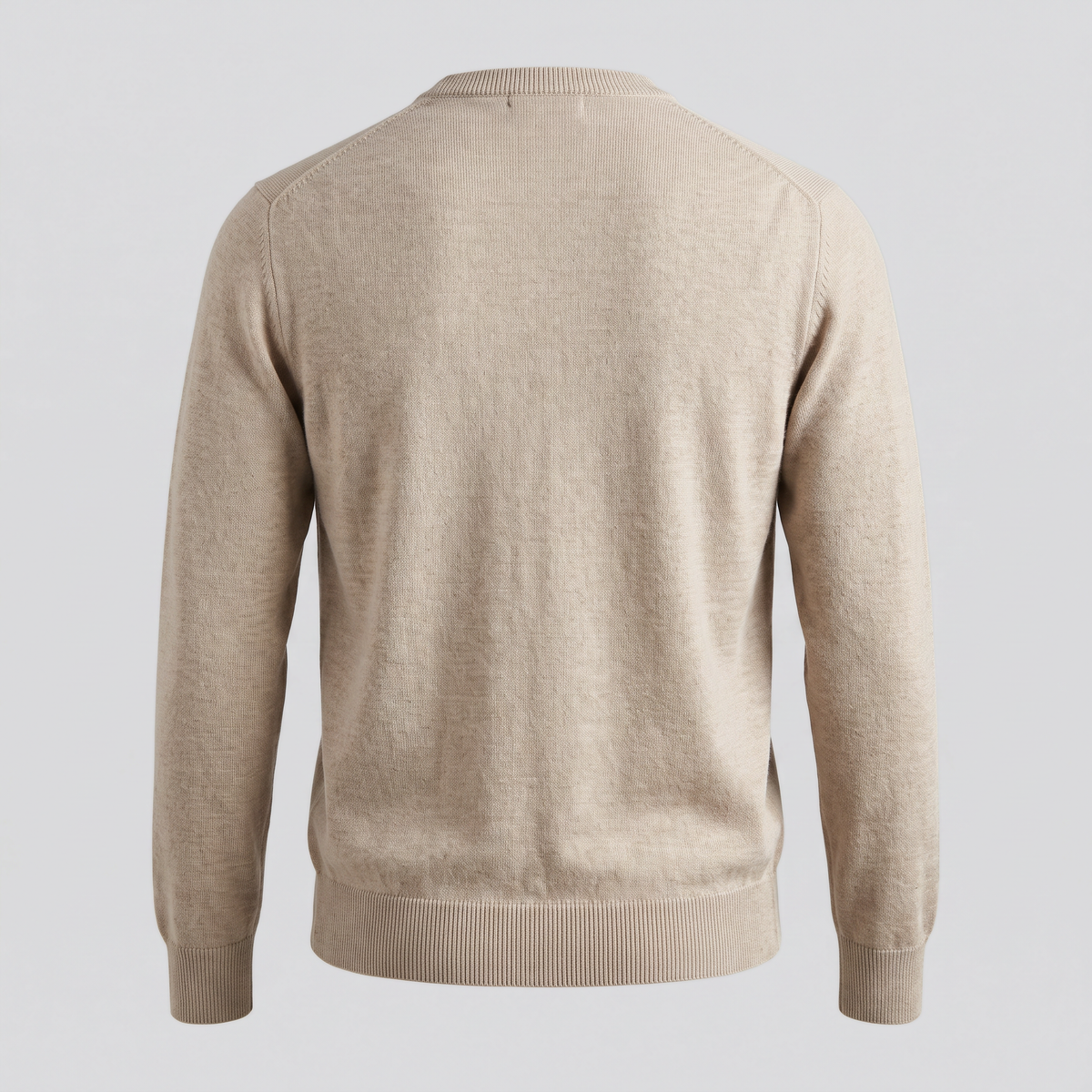 Pull col rond en mérinos, avoine, vue de dos — CALDER & RYE